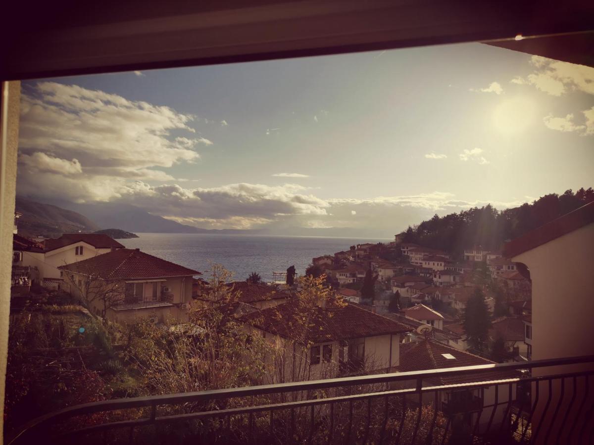 Lake View Apartment Ohrid Ngoại thất bức ảnh